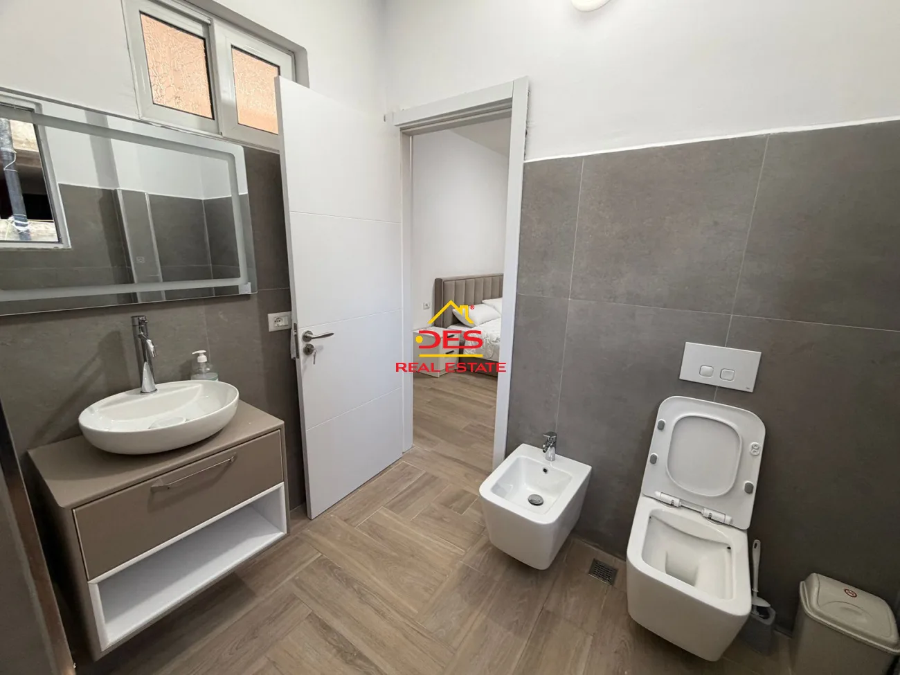 Jepet me qira apartament 2+1+2 te rruga e “çipajve”, vlorë
