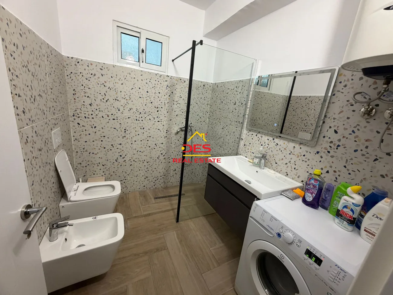 Jepet me qira apartament 2+1+2 te rruga e “çipajve”, vlorë