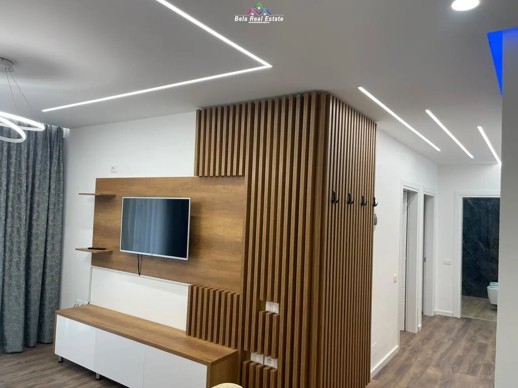 Apartament Me Qera 2+1 tek Rruga 5 Maji (ID B2201164) Tirane