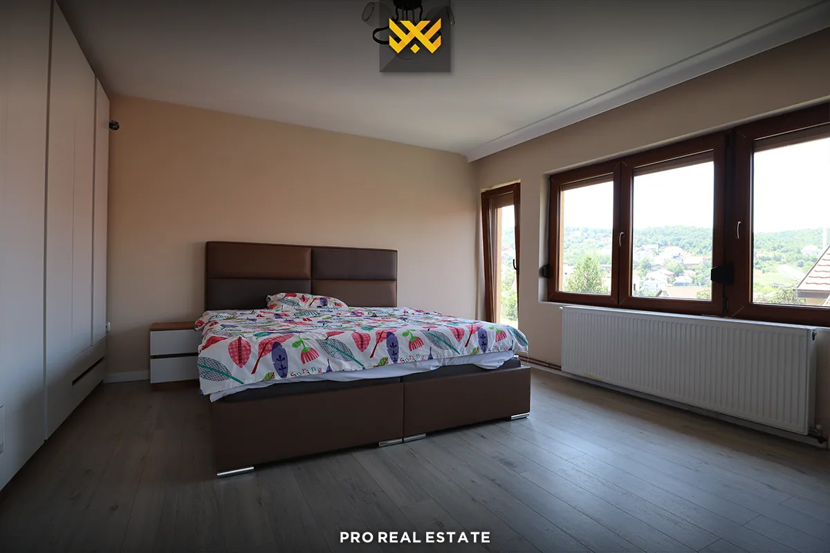 Shtëpi 450m² për #SHITJE në Sofali.