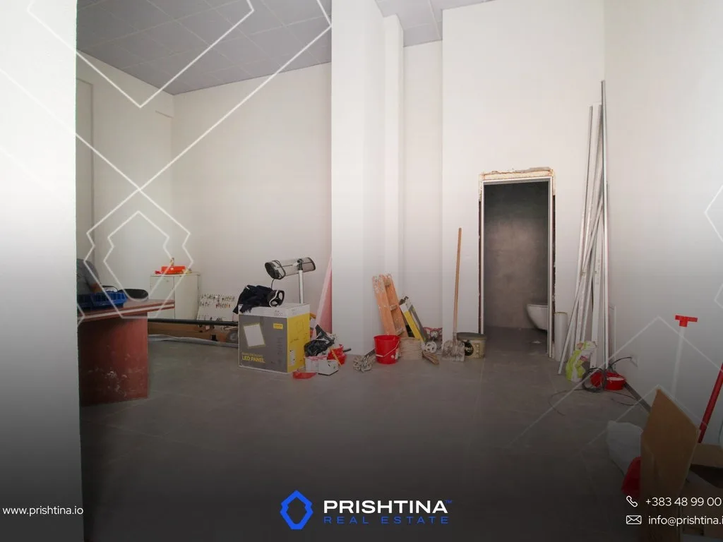 Lokal me qira 50m² në Bregu i Diellit