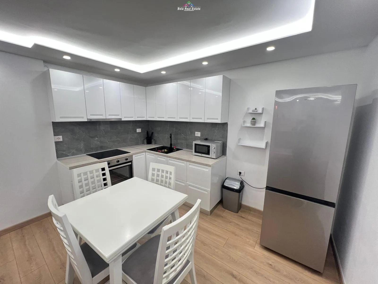 Apartament Me Qera 2+1 Tek Rruga e Barrikadave (ID B221367) Tirane
