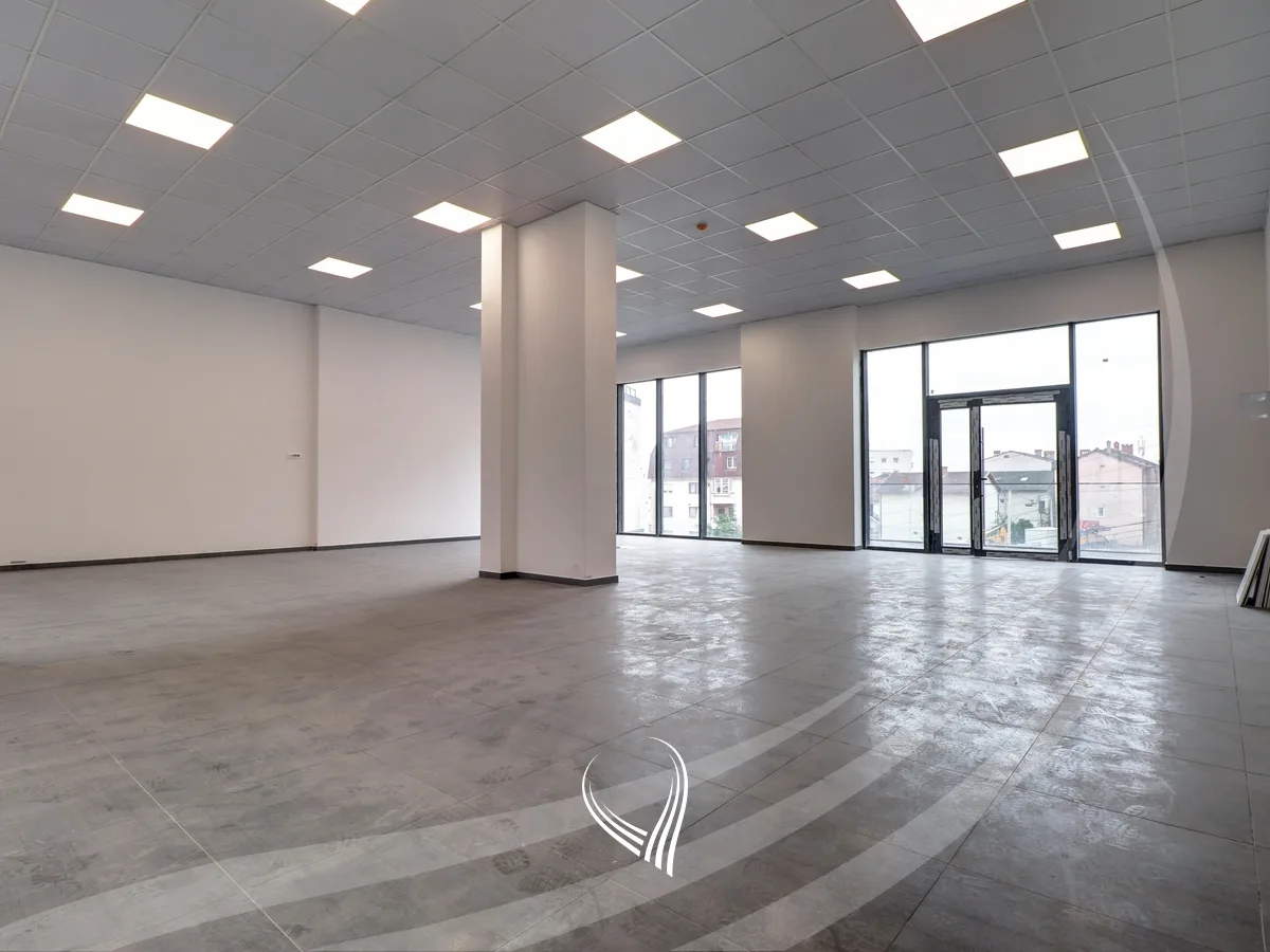 Lokal 177.73 m2 në shitje në lagjen Bregu i Diellit – VA Residence 1