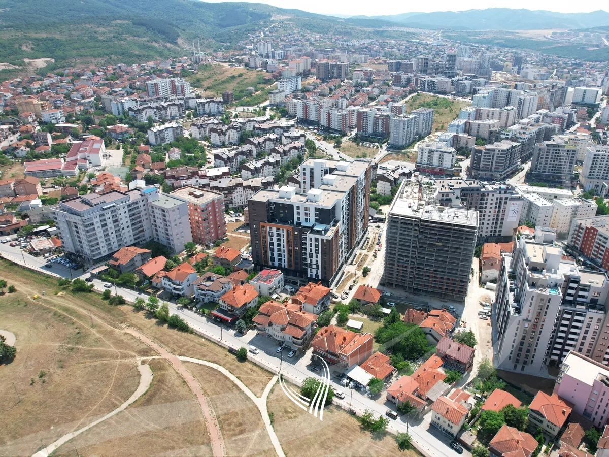 Lokal 177.73 m2 në shitje në lagjen Bregu i Diellit – VA Residence 1