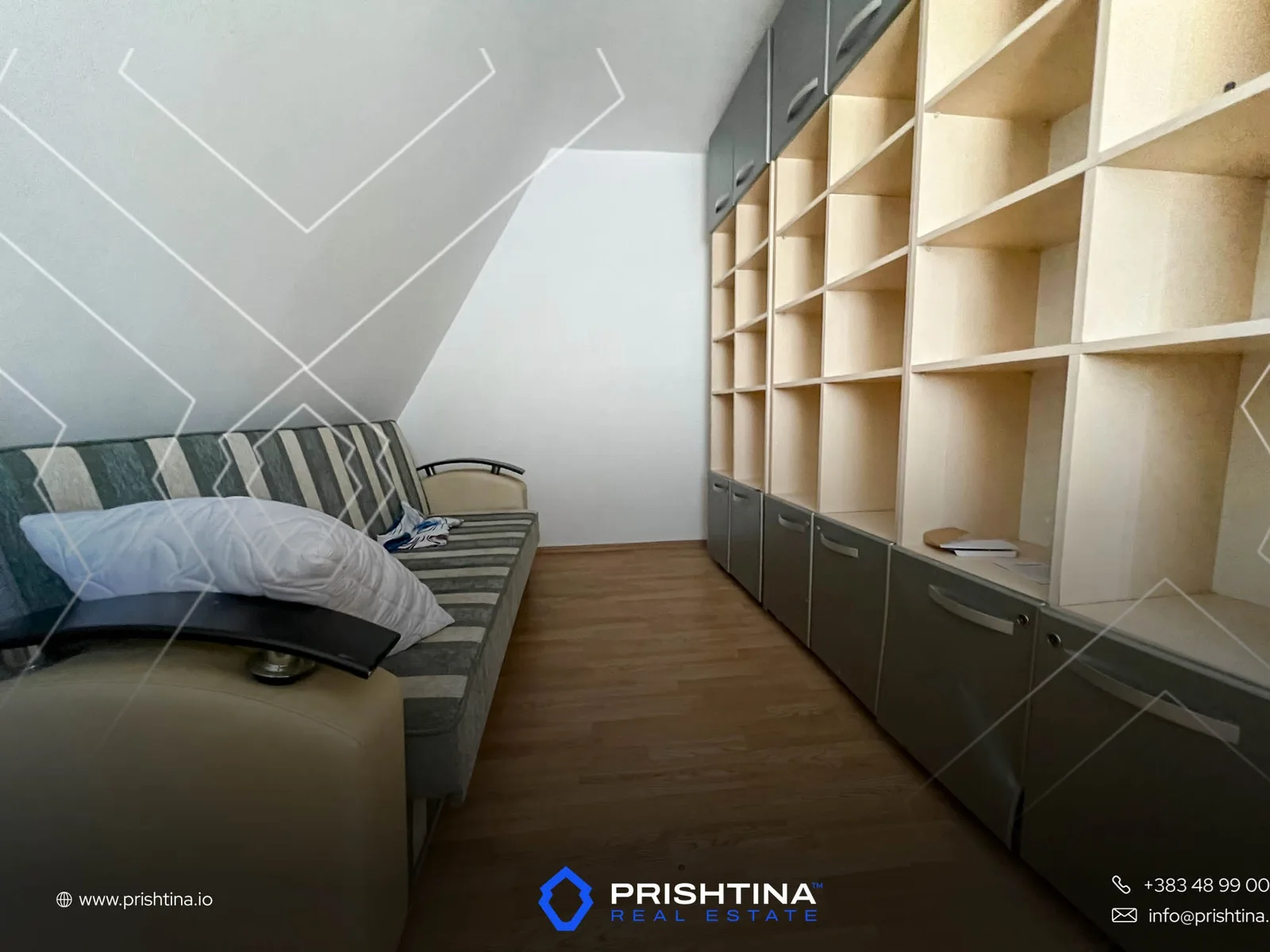 Banesë me qira 94m² në Qendër