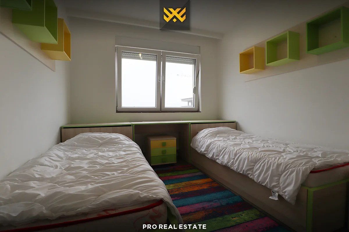 Banesë 122m² për #SHITJE në Aktash.