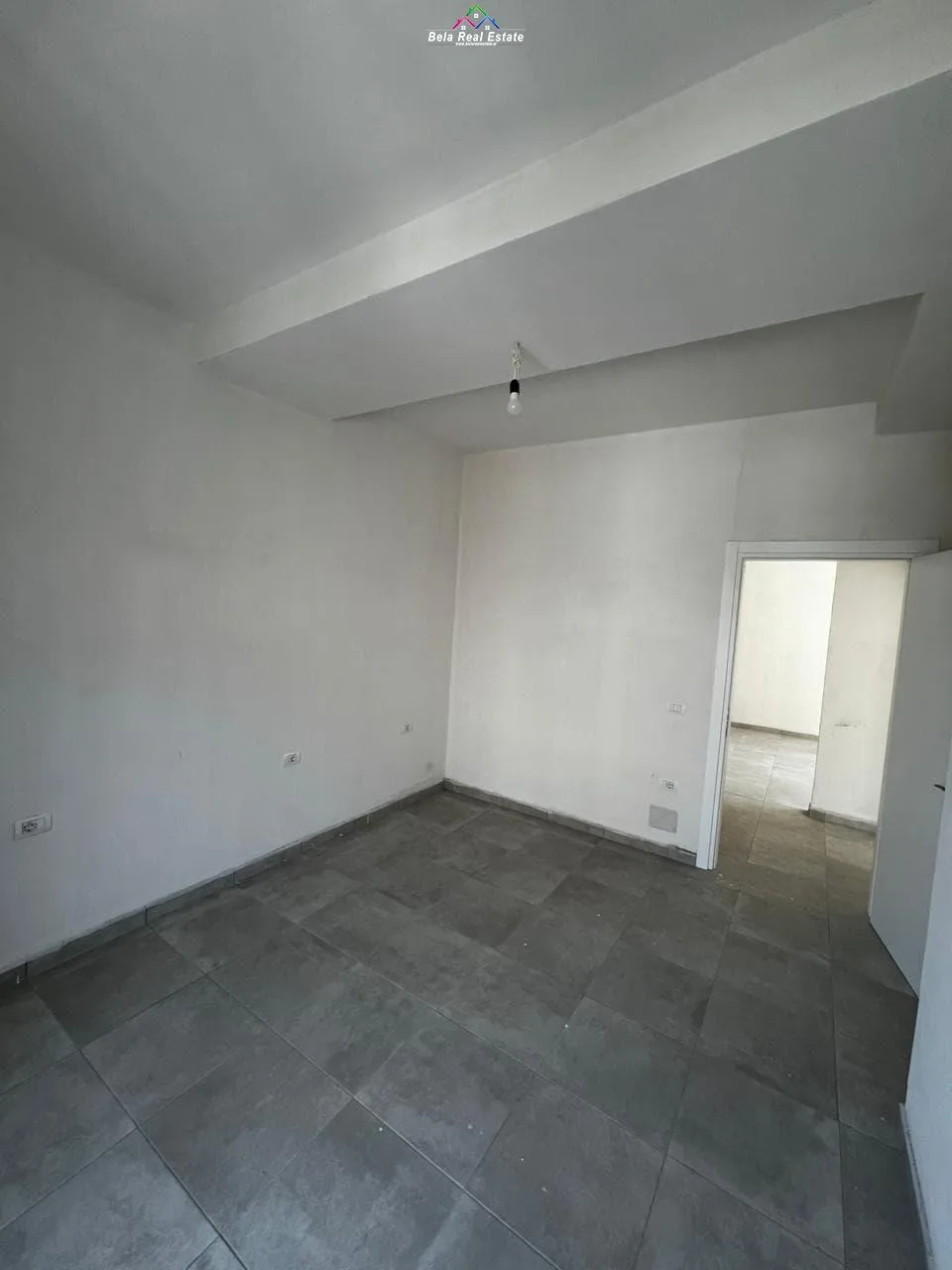 Zyre Me Qera 2+1 Tek Brryli (ID BZ2684) Tirane