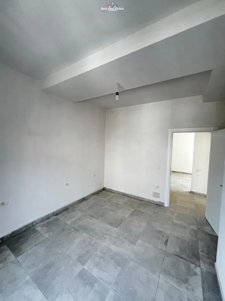 Zyre Me Qera 2+1 Tek Brryli (ID BZ2684) Tirane
