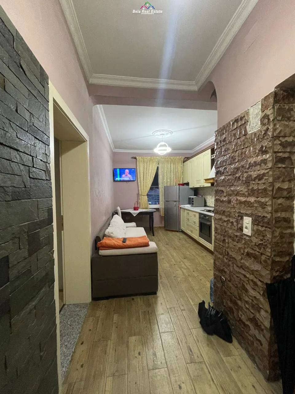 Apartament Me Qera 2+1 Tek Zogu i Zi (ID B221373) Tirane