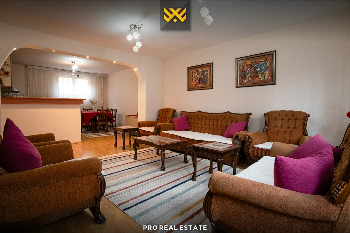 Shtëpi 260m² për #SHITJE në Kodrën e Trimave