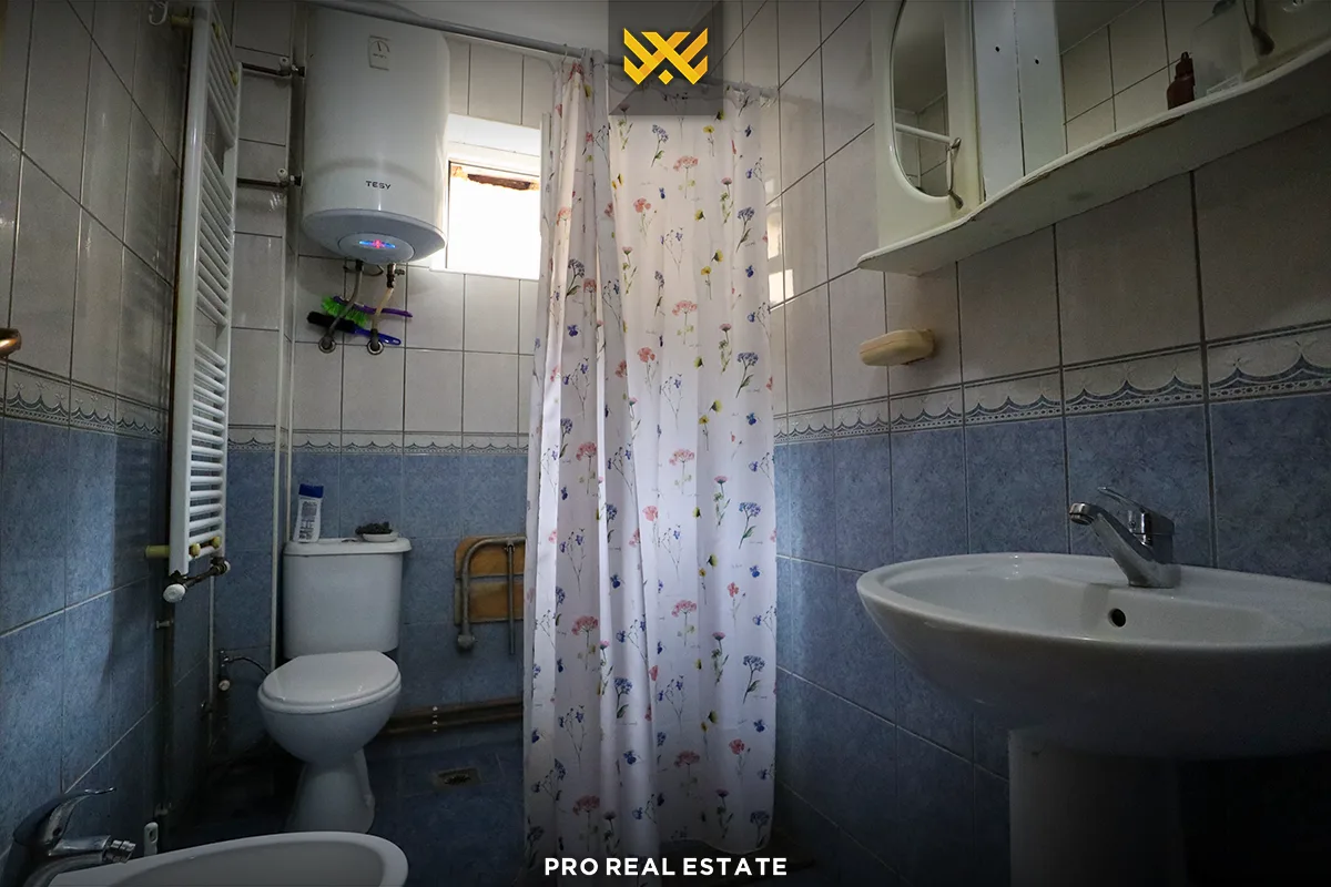 Shtëpi 260m² për #SHITJE në Kodrën e Trimave