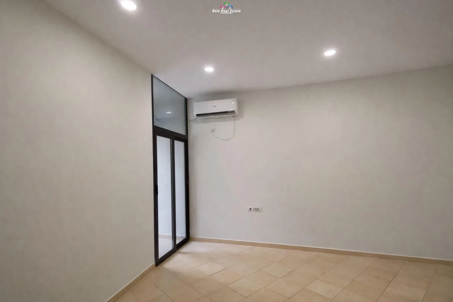 Zyre Me Qera 2+1+2 Prane Harry Fultz ( ID BZ2775) Tirane