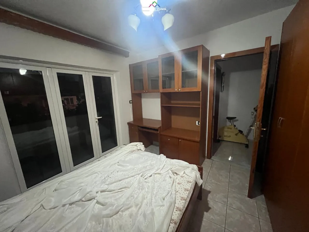 Apartament me qera 2+1+2 ne Bllok (ID B221259) Tirane