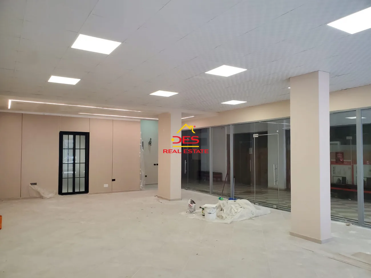 Jepet me qira ambient biznesi tek ish-kombinati i peshkut, vlorë.