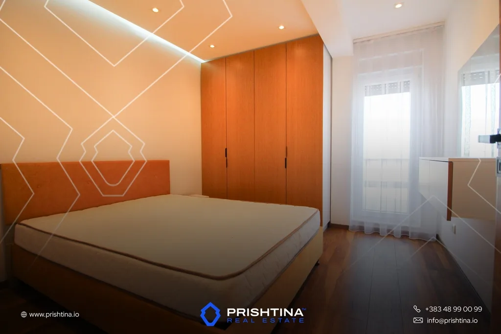 Penthouse me qira 160m² + 120m² në Arbëri/Dragodan
