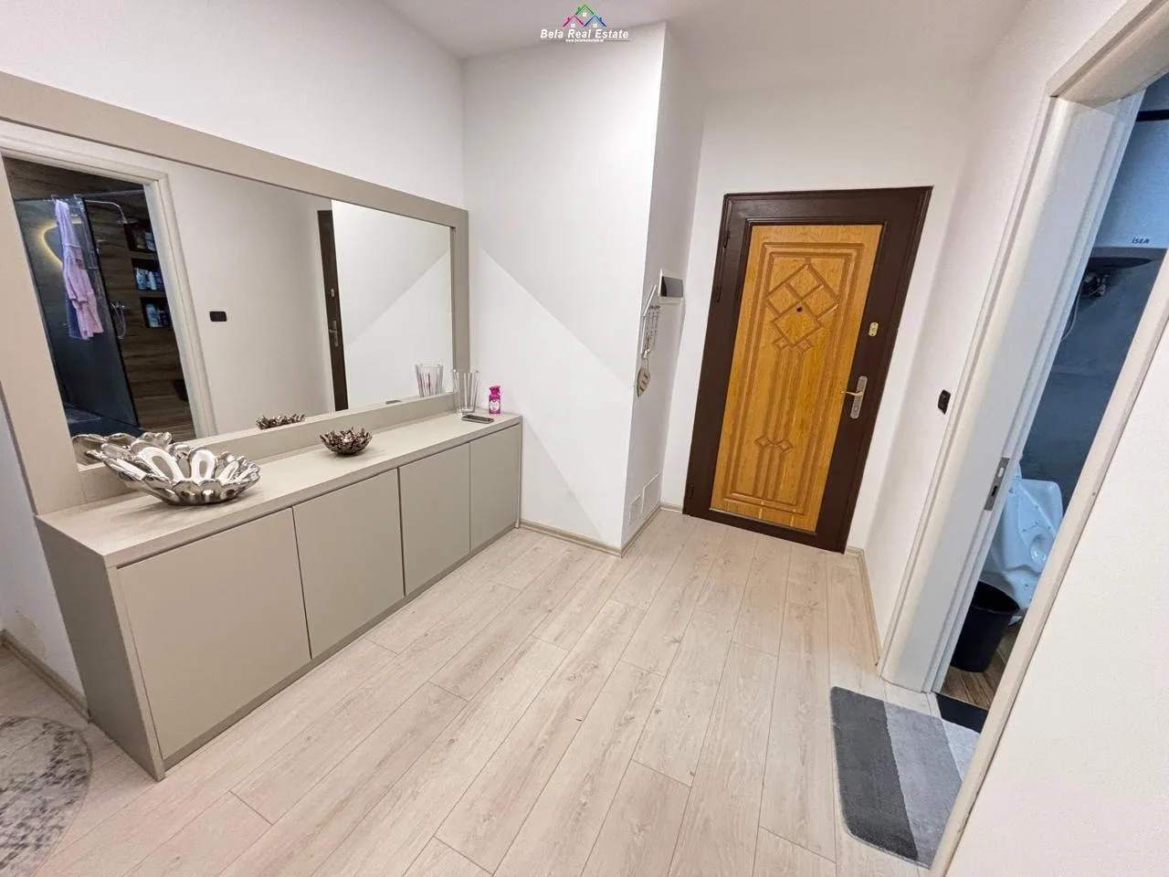 Apartament Me Qera 2+1 Tek Brryli (ID B2201695) Tirane