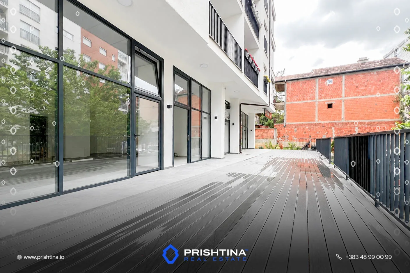 Lokal me qira 71m² + 36m² terasë te Lagjja e Muhaxherëve