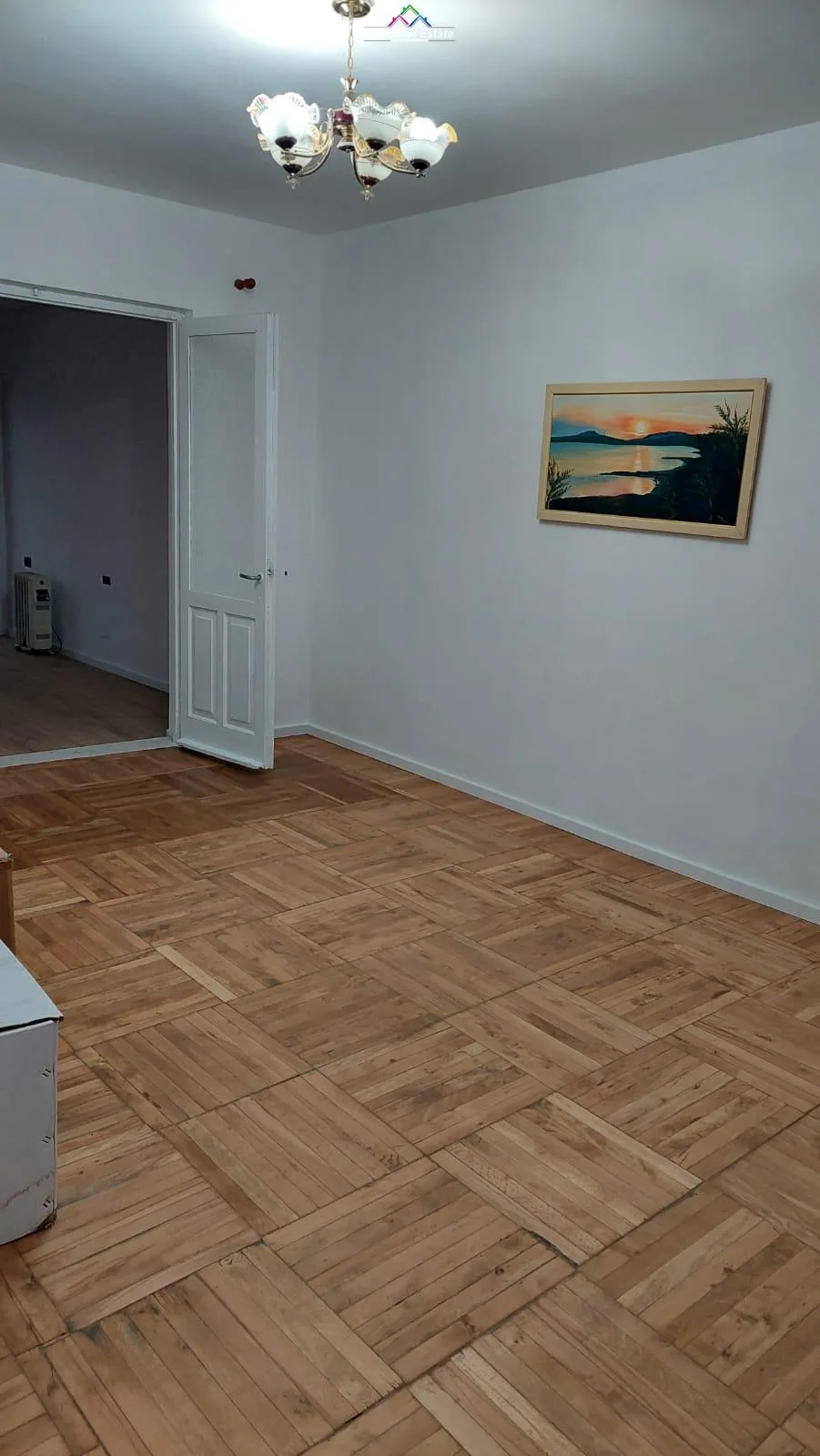 Zyre me qera tek Myslym Shyri (ID BZ2421) Tirane