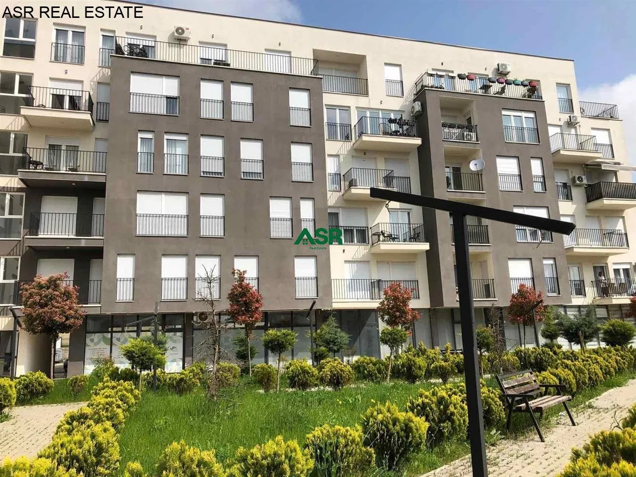 #ID:3849 Banesë 65m2 me #qira në lagjen Arberia