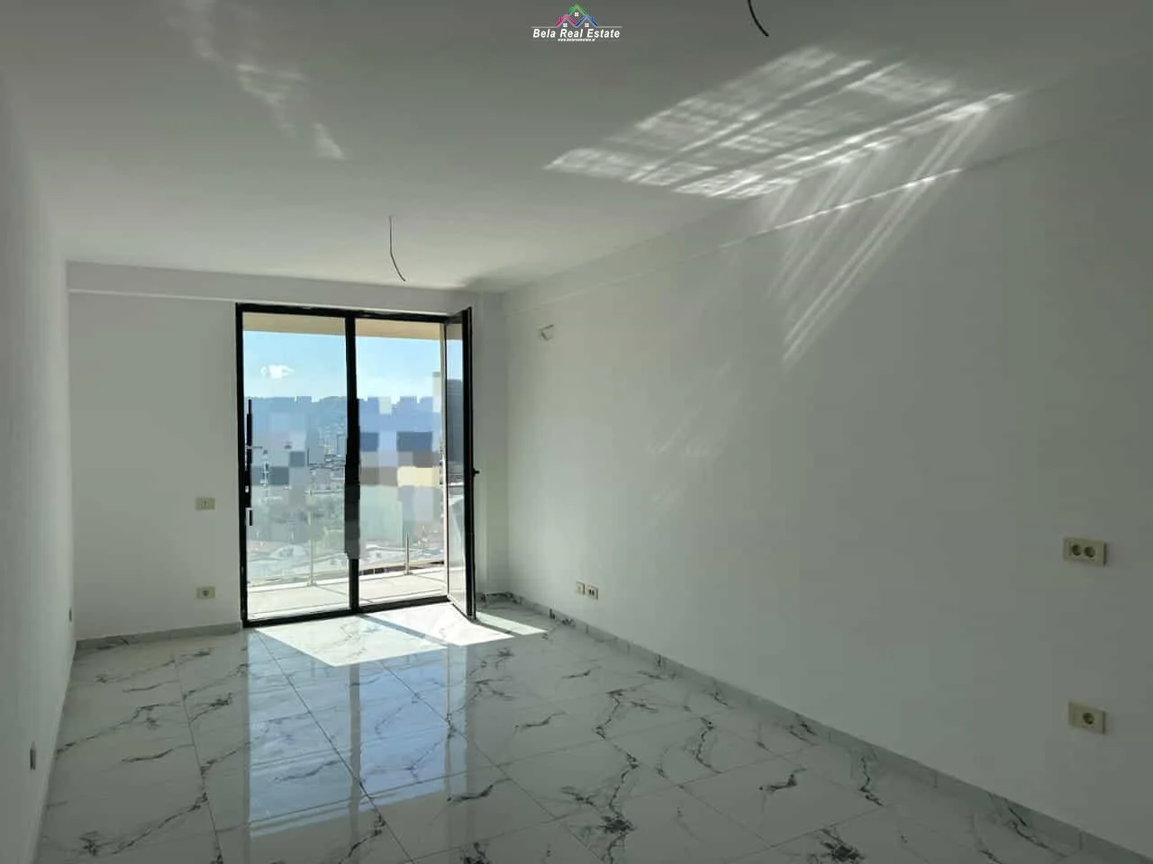 Zyre Me Qera 2+1 Tek Mine Peza (ID BZ2725) Tirane