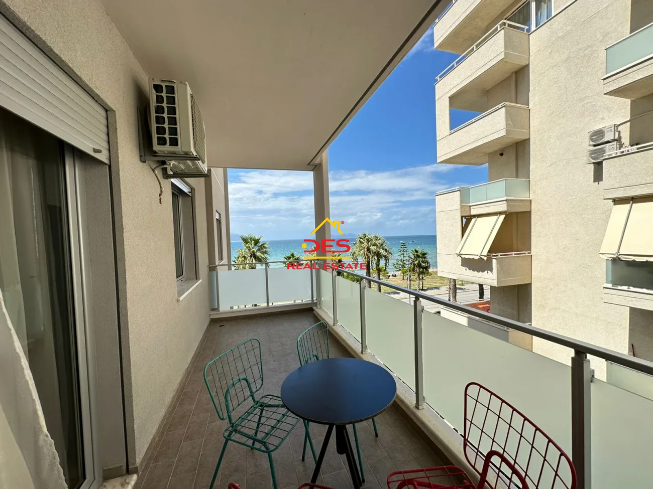 Shitet apartament 2+1 në lungomare. pamje full nga deti 🌅