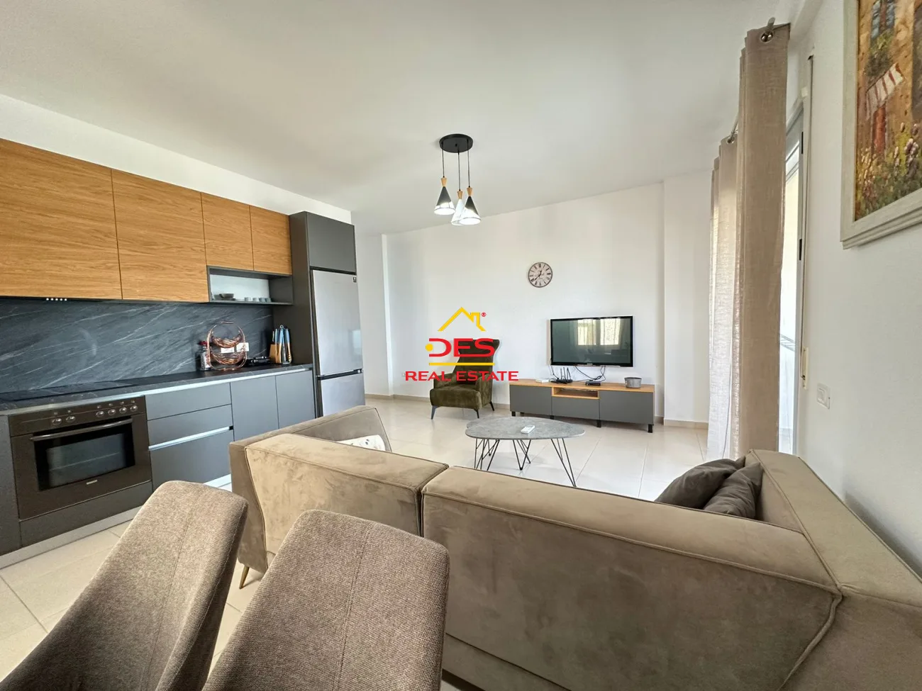 Shitet apartament 2+1 në lungomare. pamje full nga deti 🌅