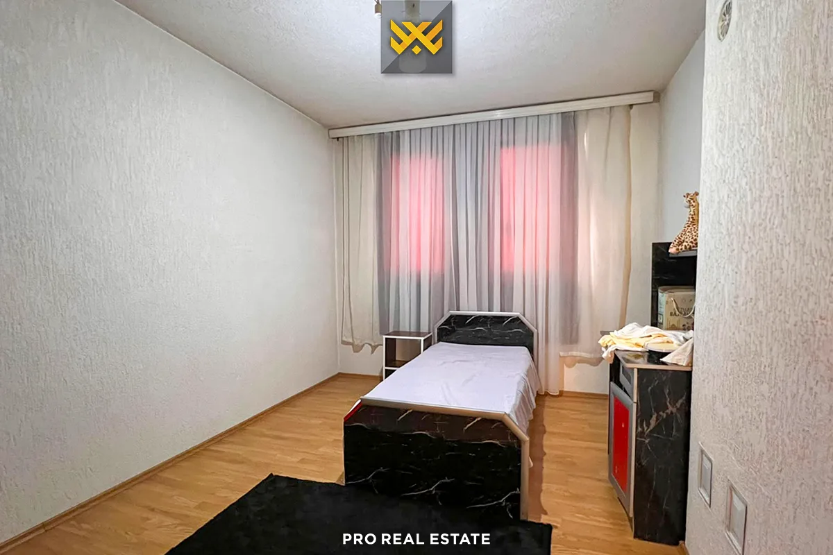 Shtëpi 250m² me #QIRA në Taslixhe