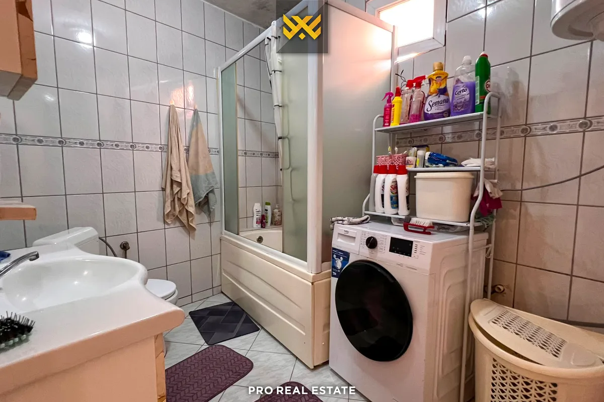 Shtëpi 250m² me #QIRA në Taslixhe