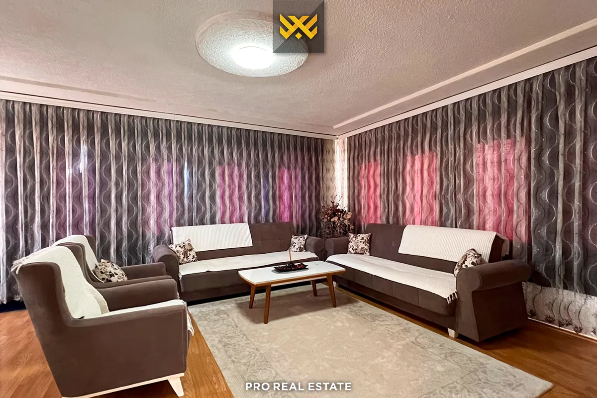 Shtëpi 250m² me #QIRA në Taslixhe