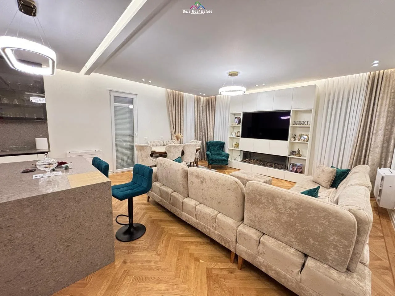 Penthouse Ne Shitje 3+1+2 Ne Univers City (ID B130109) Tirane.
