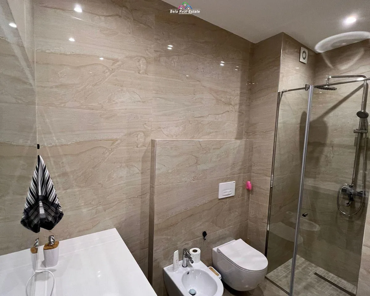 Apartament Me Qera 2+1+ Post ParkimiTek 21 Dhjetori (ID B2201686) Tirane