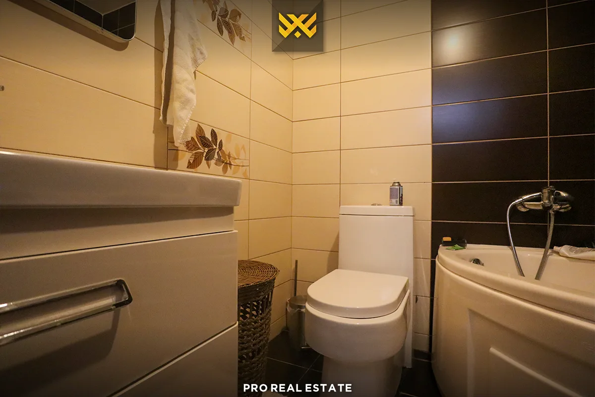 Banesë 80m² me #QIRA në Dragodan.