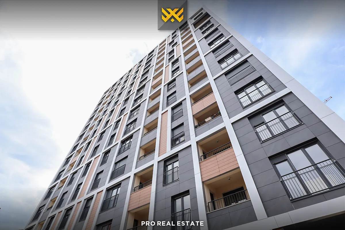 Banesë 89m² me #QIRA në Tophane.