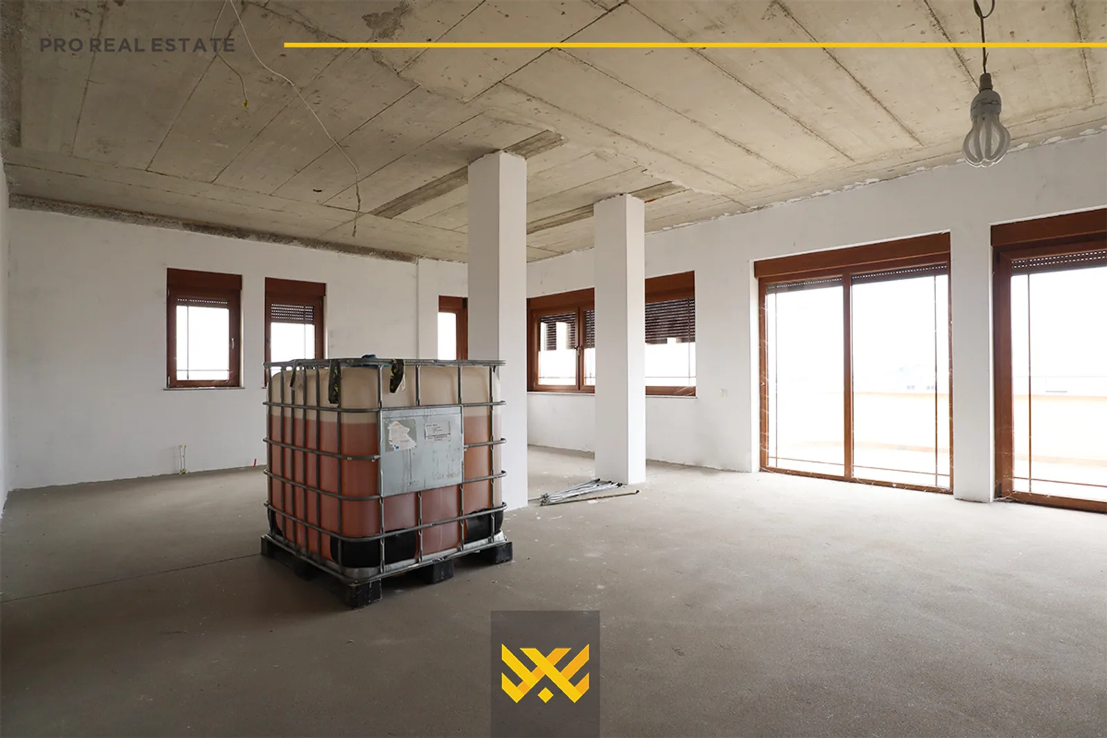 Shtëpi 850m² me #QIRA në Llapnasellë.