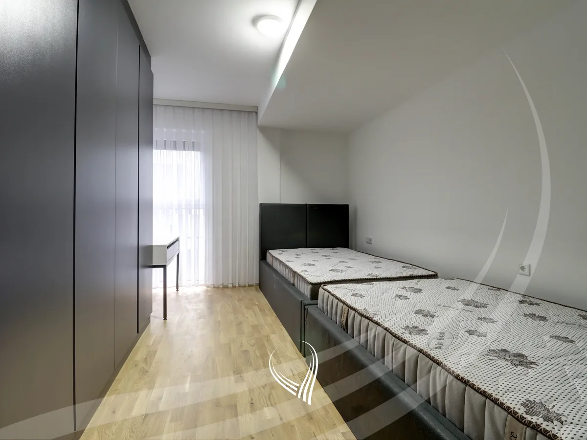 Banesë me 3 dhoma gjumi me qira në lagjen Prishtina e Re