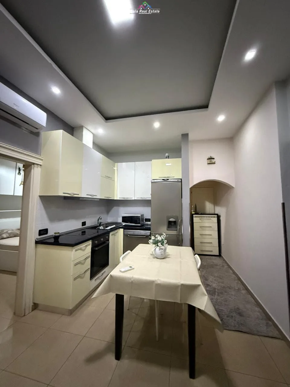 Vile Me Qera 1+1 prane Kompleksit Grand (ID BV22513) Tirane