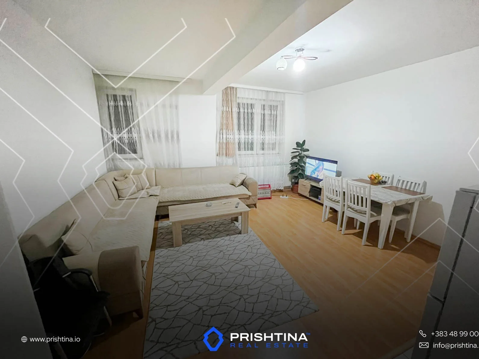 Penthouse në #shitje 73m² + 34m² terasë te Rruga B 🏙️✨