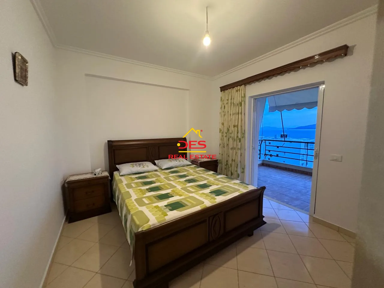 Shitet apartament 2+1 + garazh ne sarande