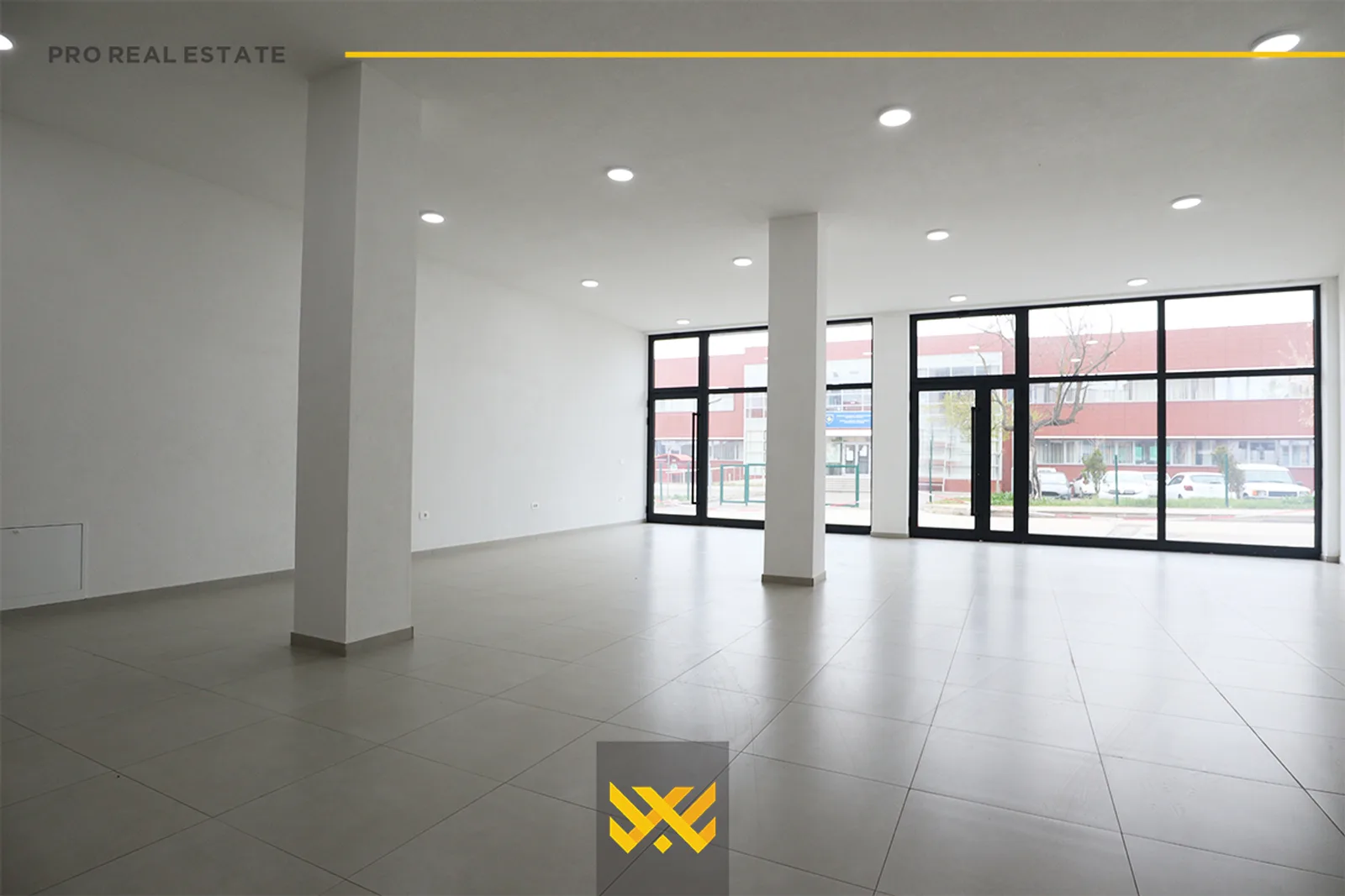 Objekt Banesor-Afarist 900m² me #QIRA në Obiliq.