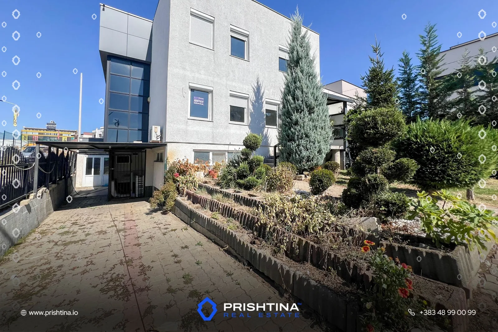Shtëpi në shitje dhe me qira 400m² në Veternik