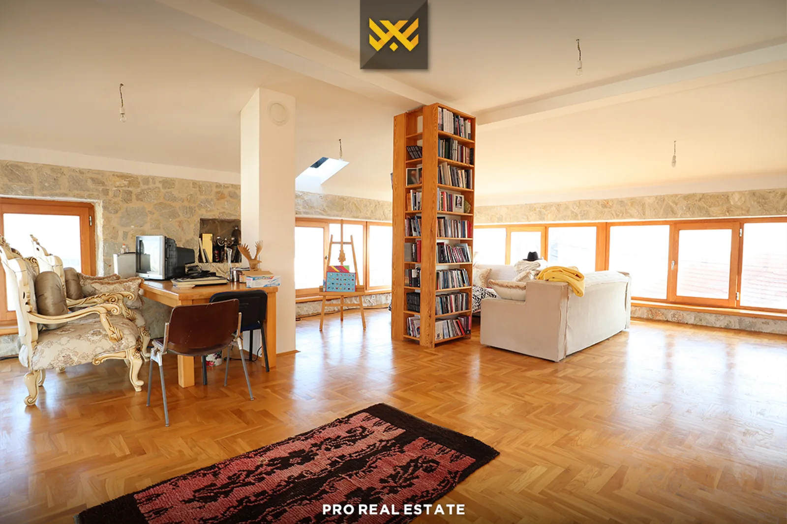 Shtëpi 600m² në #SHITJE në Prishtina e Re