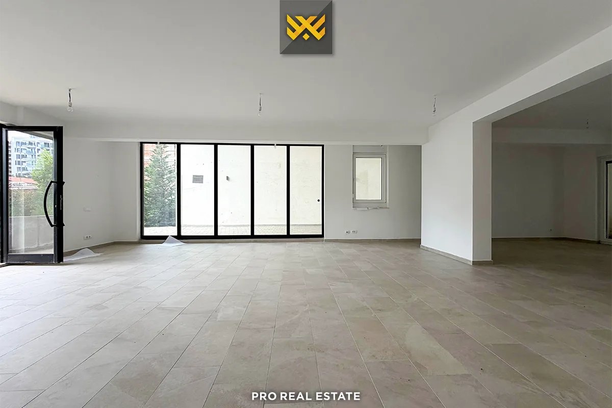 Lokal 120m² për #SHITJE te Rruga C