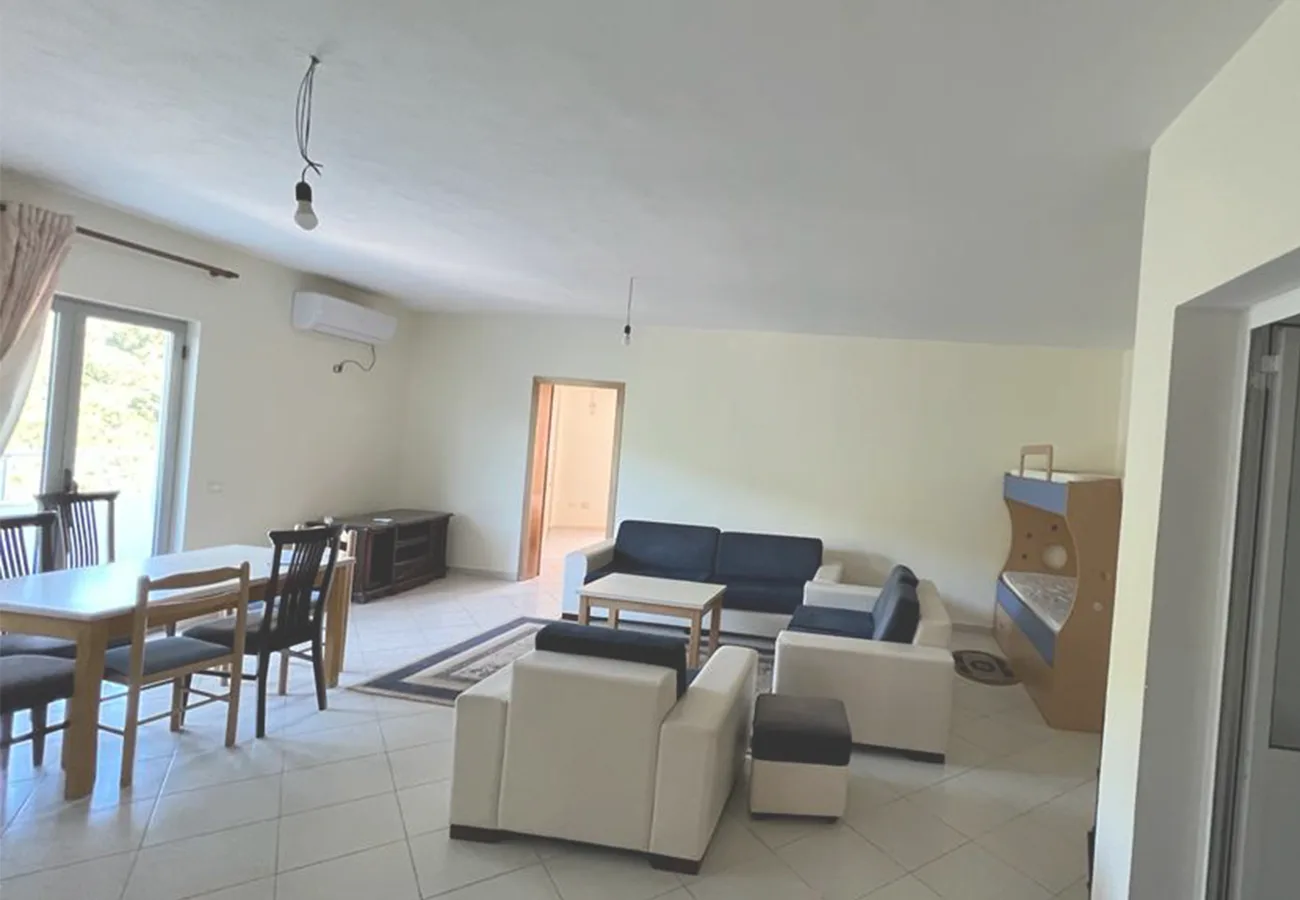 Shitet apartament 1+1 tek “rana e hedhun”, shengjin