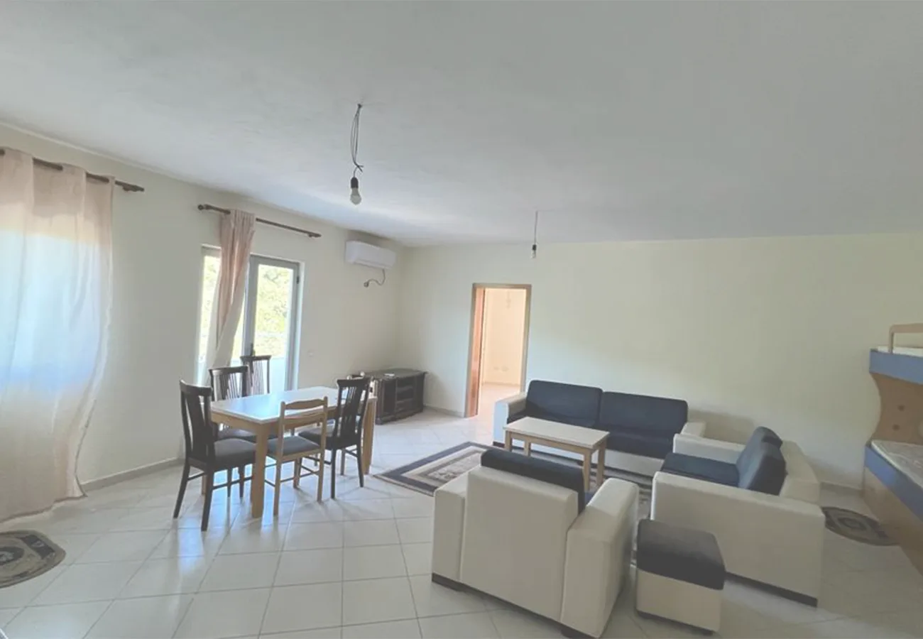 Shitet apartament 1+1 tek “rana e hedhun”, shengjin