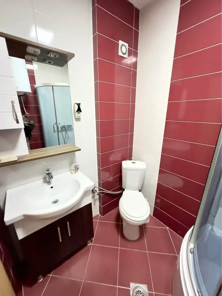 Banesë me qira 2+1 në Fushë Kosovë