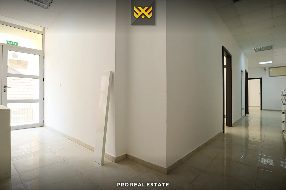 Lokal 186m² për SHITJE në Lagjen e Spitalit.