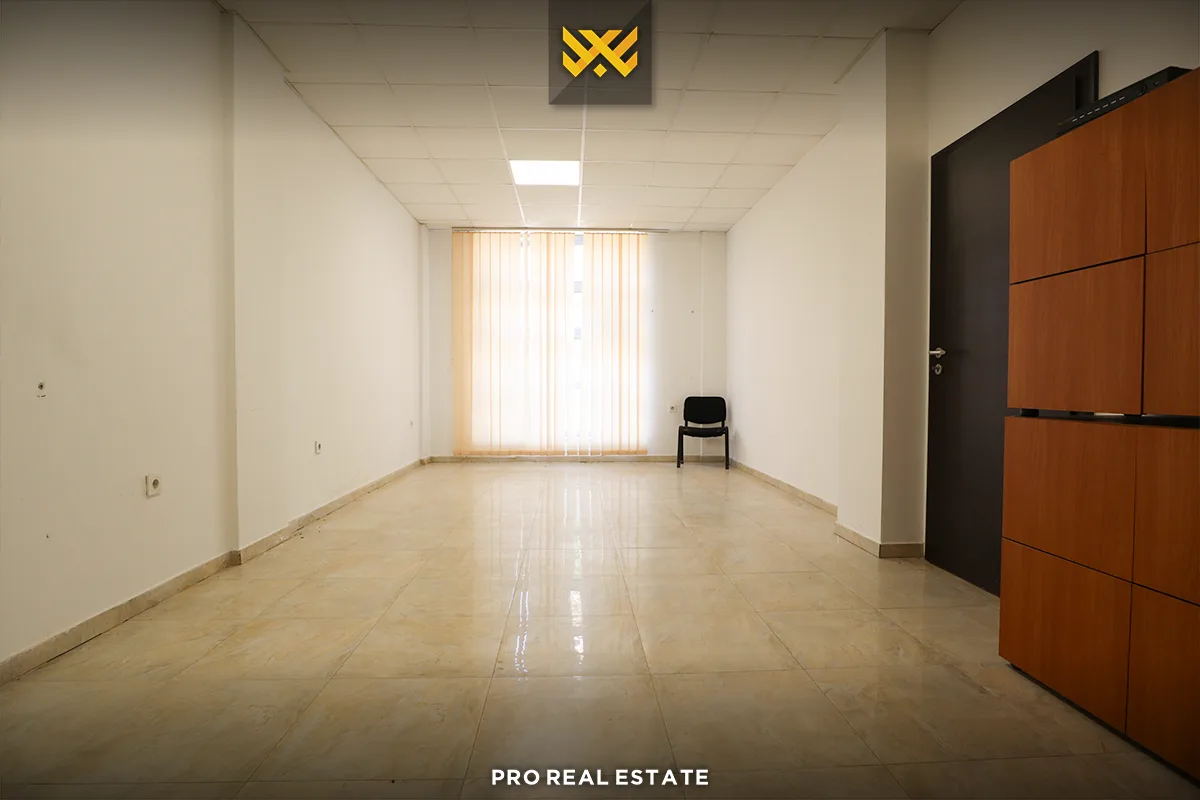 Lokal 186m² për SHITJE në Lagjen e Spitalit.