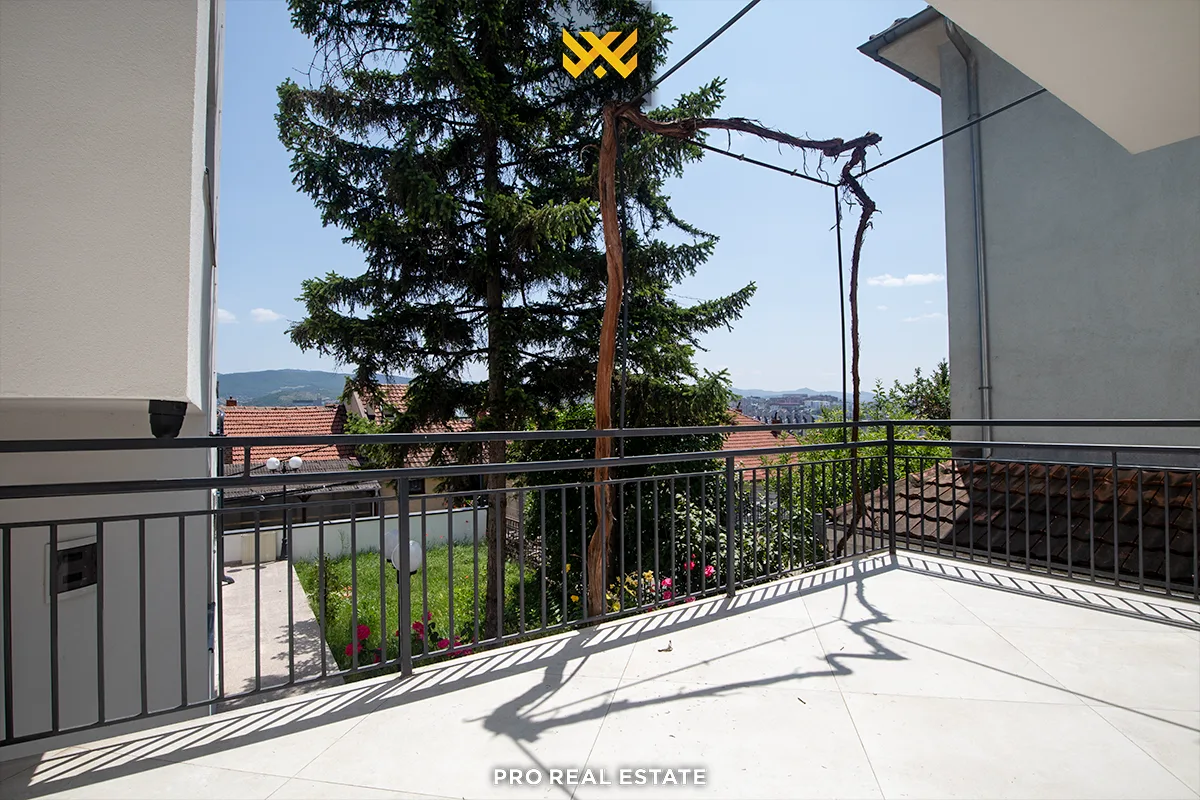 Shtëpi 650m² për #SHITJE në Dragodan
