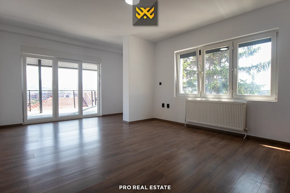 Shtëpi 650m² për #SHITJE në Dragodan