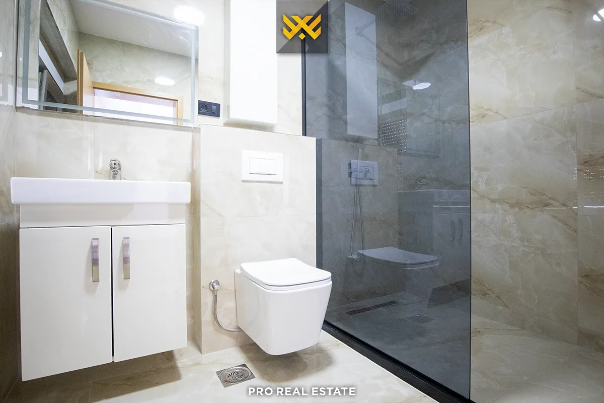 Shtëpi 650m² për #SHITJE në Dragodan